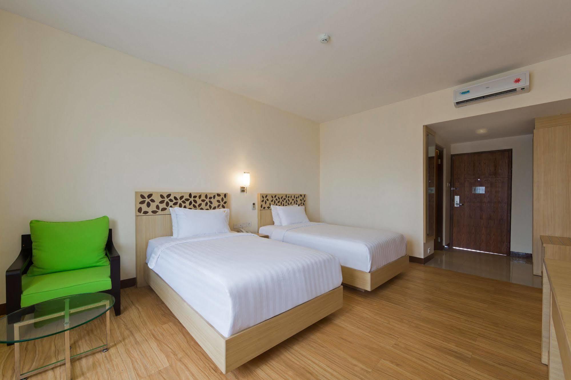 Vihan Suites Bali Кута Екстериор снимка